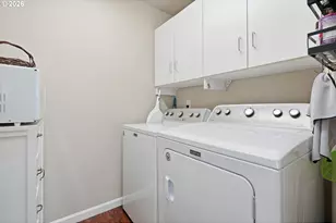 13217 SW Summerwood Dr, Portland, OR 97223 - Photo 16