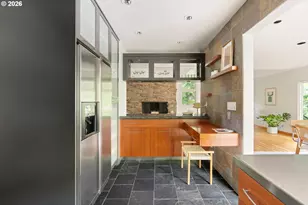 710 NW Winchester Terrace, Portland, OR 97210 - Photo 18