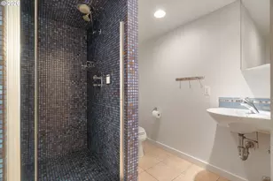 710 NW Winchester Terrace, Portland, OR 97210 - Photo 42