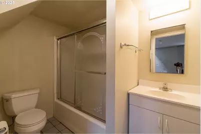 1522 N Rosa Parks Way, Portland, OR 97217 - Photo 12