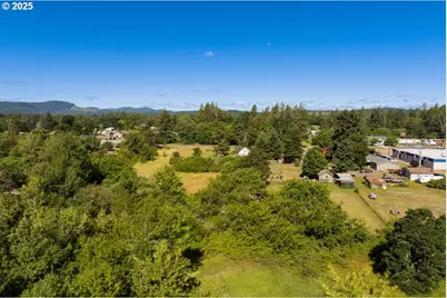 Territorial Hwy, Elmira, OR 97437 - Photo 14