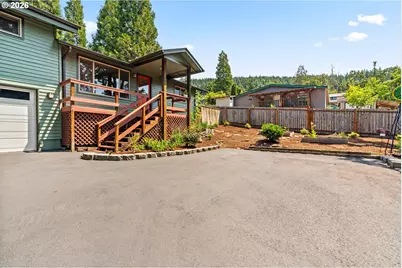 537 S 71st St, Springfield, OR 97478 - Photo 2
