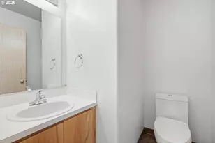 11015 SW 41st Ave, Portland, OR 97219 - Photo 14