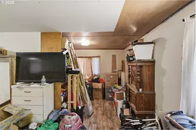 46760 Highway 242, Myrtle Point, OR 97458 - Photo 18