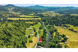 46760 Hwy 242, Myrtle Point, OR 97458 - Photo 46