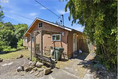 46760 Highway 242, Myrtle Point, OR 97458 - Photo 4