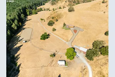 325 Beals Creek Rd, Canyonville, OR 97417 - Photo 24