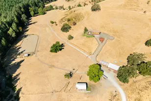 325 Beals Creek Rd, Canyonville, OR 97417 - Photo 34