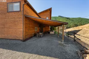 325 Beals Creek Rd, Canyonville, OR 97417 - Photo 32