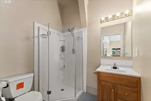 325 Beals Creek Rd, Canyonville, OR 97417 - Photo 44