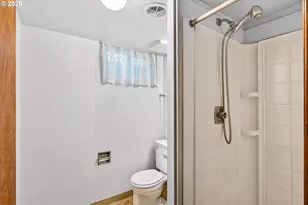 2012 SE 185th Ave, Portland, OR 97035 - Photo 20