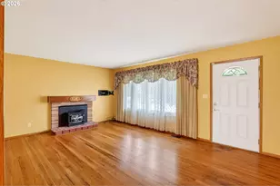 2012 SE 185th Ave, Portland, OR 97035 - Photo 6