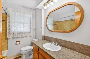 2012 SE 185th Ave, Portland, OR 97035 - Photo 14