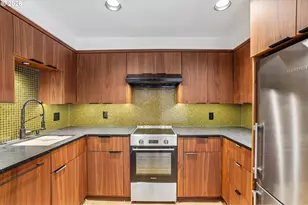 411 SE 65th Ave, Portland, OR 97215 - Photo 18