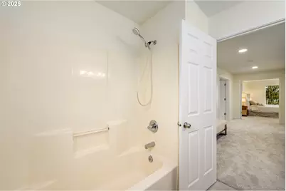 1145 Ludgate Dr, Eugene, OR 97402 - Photo 14