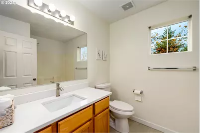 1145 Ludgate Dr, Eugene, OR 97402 - Photo 30