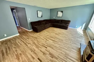 38684 Natures Garden St, Springfield, OR 97478 - Photo 10