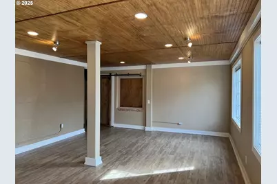 258 N Kutch St, Carlton, OR 97111 - Photo 6