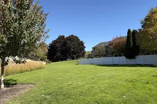 1930 NW 143rd Ave, Portland, OR 97229 - Photo 46