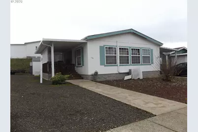 130 River Ridge Ave, Roseburg, OR 97471 - Photo 2