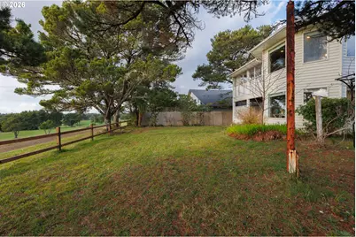 2340 S Crestline Dr, Waldport, OR 97394 - Photo 40