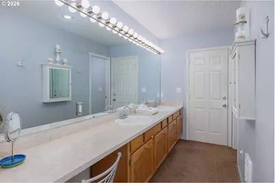 2340 S Crestline Dr, Waldport, OR 97394 - Photo 18