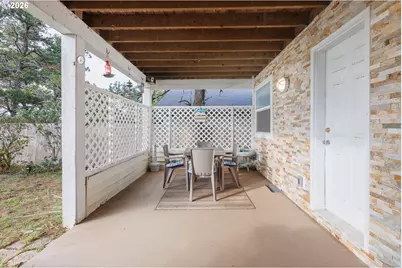 2340 S Crestline Dr, Waldport, OR 97394 - Photo 34