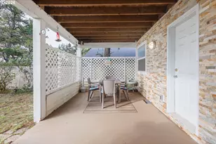 2340 S Crestline Dr, Waldport, OR 97394 - Photo 34