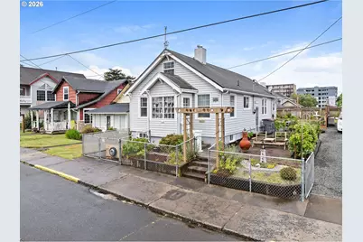 416 S Downing St, Seaside, OR 97138 - Photo 1