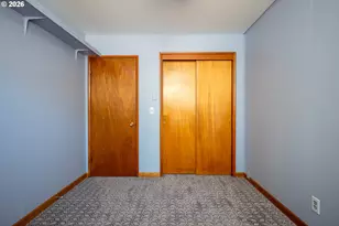 910 Cornell Ave, Gladstone, OR 97027 - Photo 22