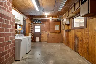 910 Cornell Ave, Gladstone, OR 97027 - Photo 30
