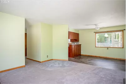 910 Cornell Ave, Gladstone, OR 97027 - Photo 14