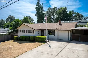 910 Cornell Ave, Gladstone, OR 97027 - Photo 2
