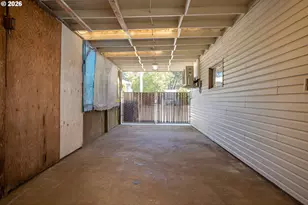 910 Cornell Ave, Gladstone, OR 97027 - Photo 34
