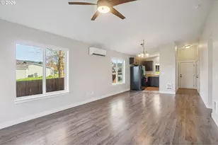 50 Hill Dr, Cathlamet, WA 98612 - Photo 4