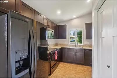 50 Hill Dr, Cathlamet, WA 98612 - Photo 10