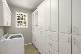 3208 SW Luradel St, Portland, OR 97219 - Photo 42