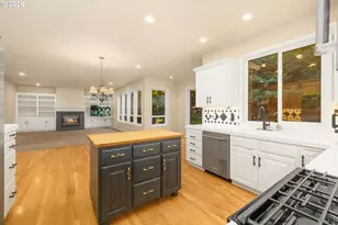 3208 SW Luradel St, Portland, OR 97219 - Photo 16