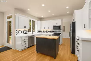 3208 SW Luradel St, Portland, OR 97219 - Photo 14
