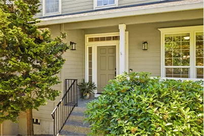 3208 SW Luradel St, Portland, OR 97219 - Photo 2