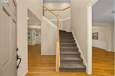 3208 SW Luradel St, Portland, OR 97219 - Photo 4