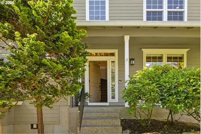 3208 SW Luradel St, Portland, OR 97219 - Photo 2