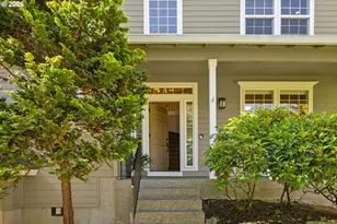 3208 SW Luradel St, Portland, OR 97219 - Photo 2