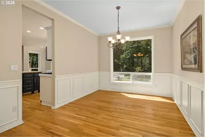 3208 SW Luradel St, Portland, OR 97219 - Photo 8