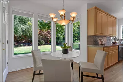 2250 River Heights Cir, West Linn, OR 97068 - Photo 14