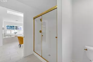 2250 River Heights Cir, West Linn, OR 97068 - Photo 32