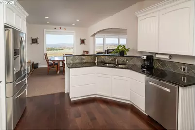 3854 NE Fern Ln, Madras, OR 97741 - Photo 6