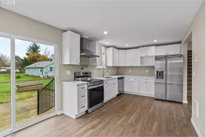 3520 Elmira Rd, Eugene, OR 97402 - Photo 10