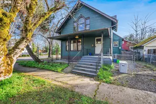 210 19th St SE, Salem, OR 97301 - Photo 1