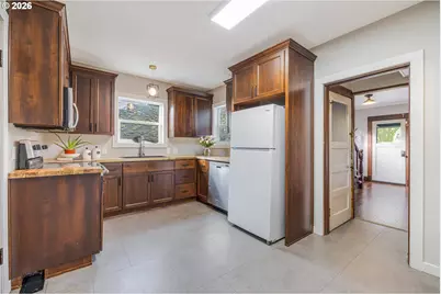 210 19th St SE, Salem, OR 97301 - Photo 12